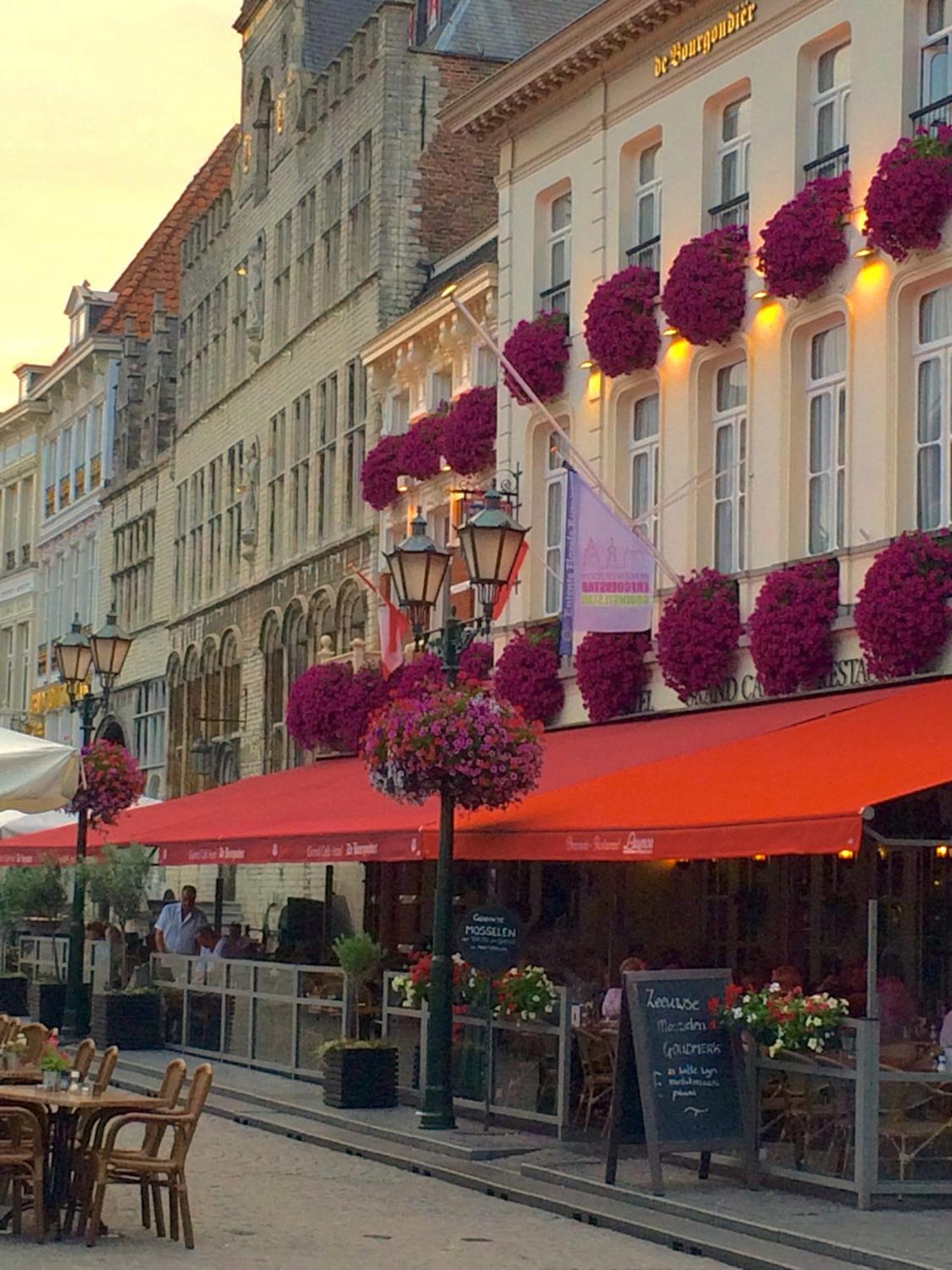 Hotel Grand Cafe De Bourgondier